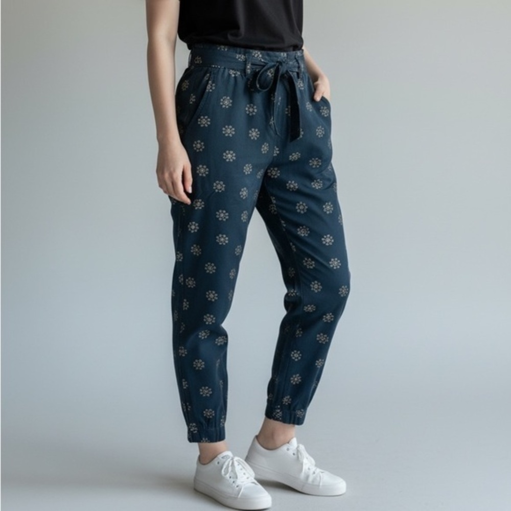 LOFT teal Floral Joggers